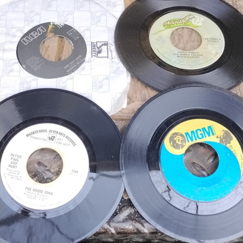 Assorted 45 RPM Vinyl Singles - Black with Multi-Color Labels - Picture 2 of 6